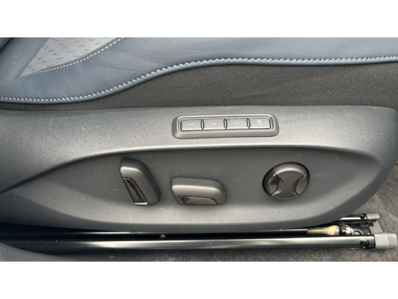 CUPRA Tavascan 210kW V2 77kWh 5dr Auto [Winter Pack] Electric Estate